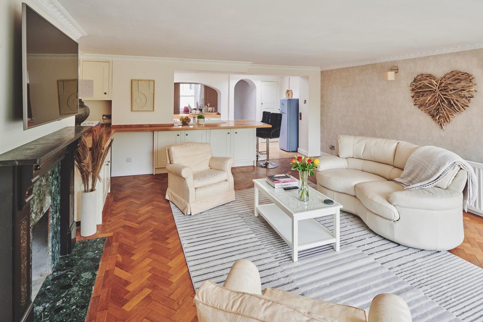 The Lansdowne Guest House Bourton-on-the-Water Exterior foto A living room